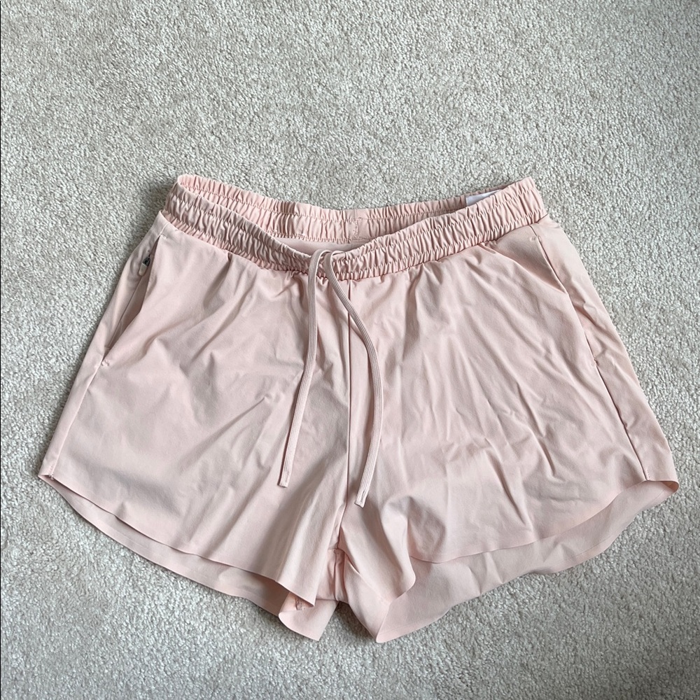 Uniqlo Soft Pink Stretchy Lined Elastic Waist Athletic Shorts Size Medium